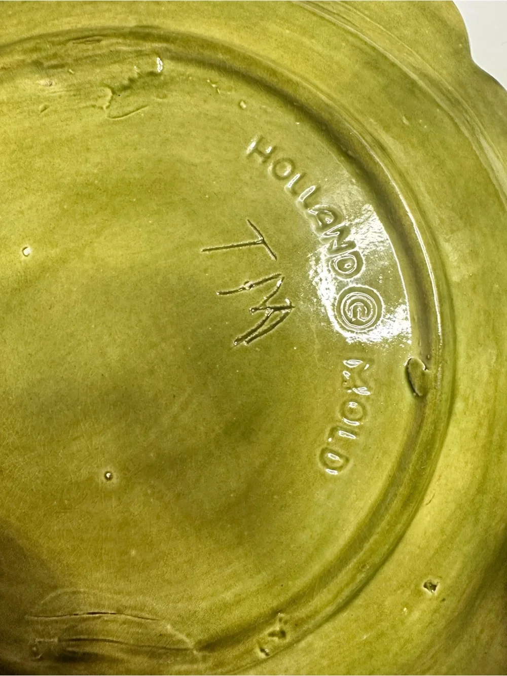 Green Ceramic Leaf Bowl with Matching Saucer - Decorative Dinnerware